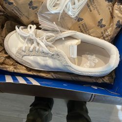 Donald Glover Adidas 