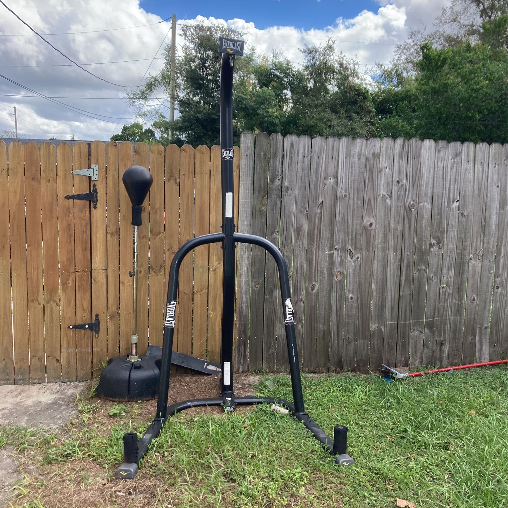 Punching bag holder