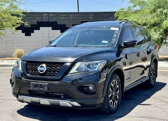2019 Nissan Pathfinder SL 4 Door SUV