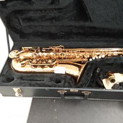 Saxophone 
