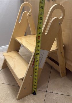 Kids step stool
