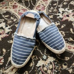 Sperry Ladies Flats Size 9.5