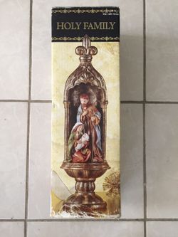 Holy Family (for decorative indoor use only)