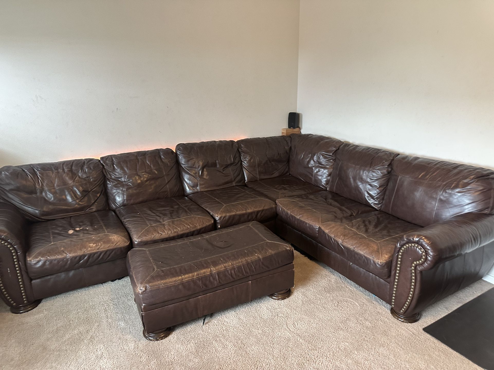 Leather Couch (brown)