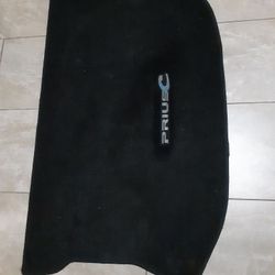 Prius C genuine trunk mat
