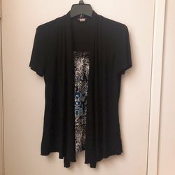 Perseption floral top. L