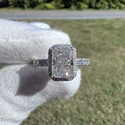 Diamond Engagement Ring 