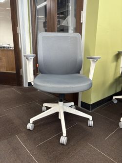 Swivel Office Chairs