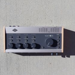 universal audio volt 476p