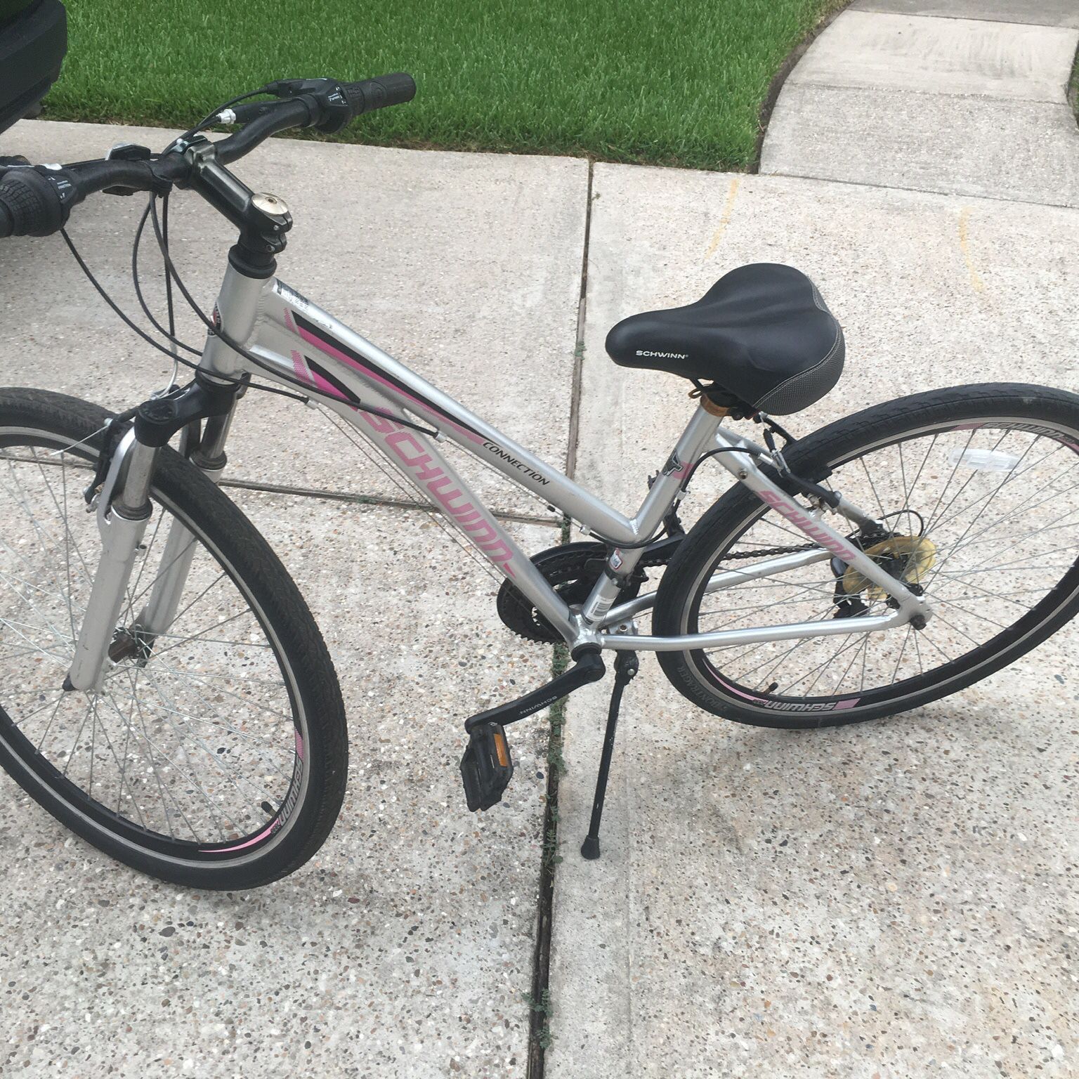 Schwinn connection women's bike hotsell