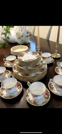 Old Country Roses Royal Albert Set