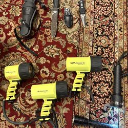 Dive lights for parts or repair