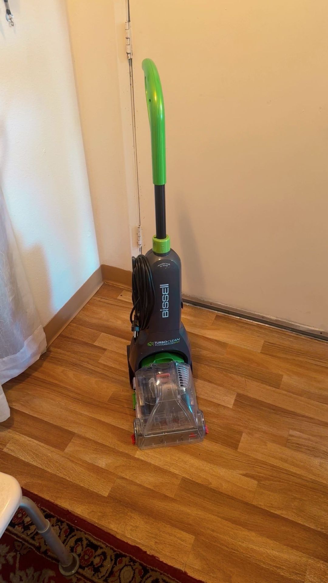 Washing and drying vacuum cleaner
