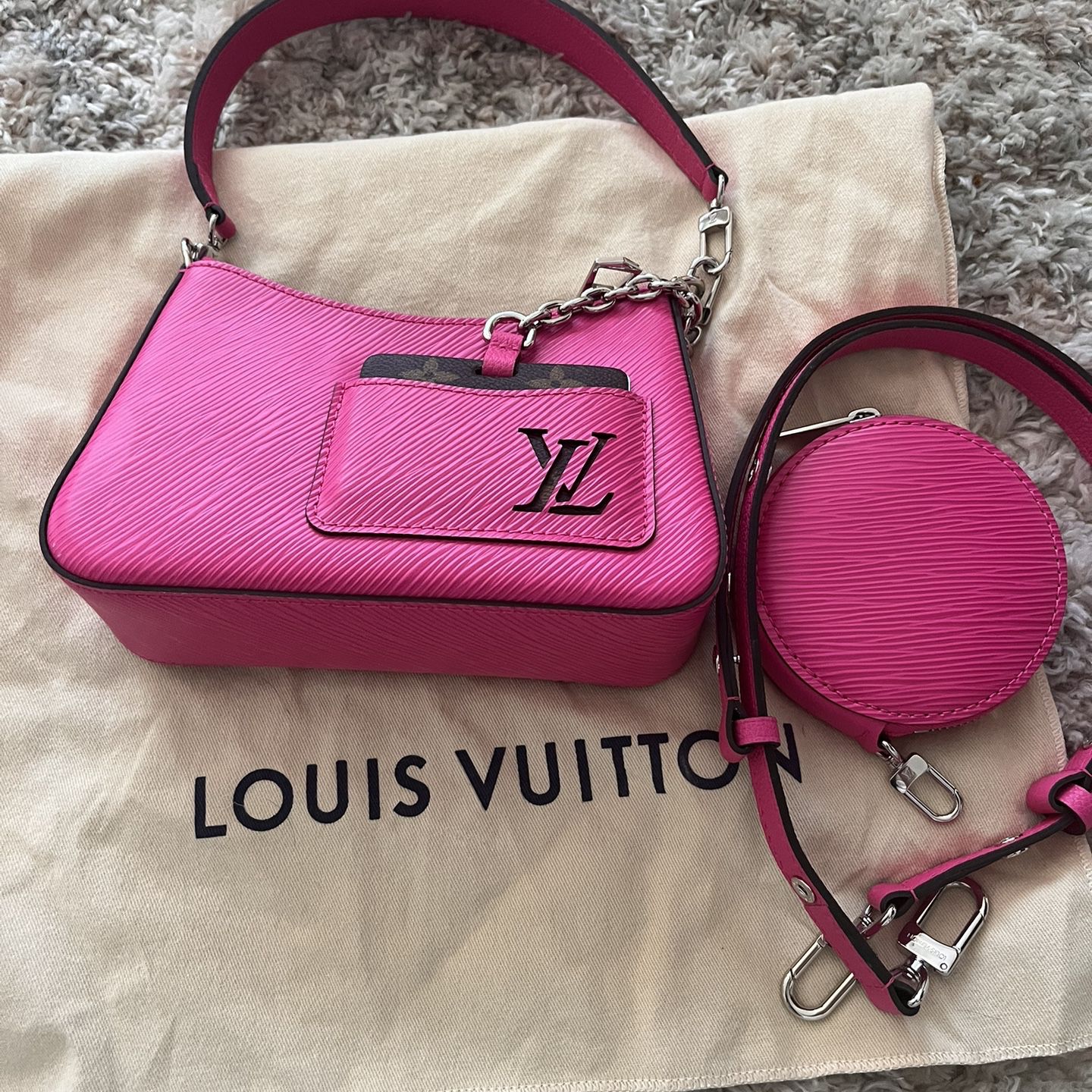 Louis Vuitton Mesh Bag M92287 for Sale in Paradise Valley, AZ - OfferUp