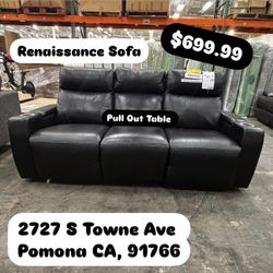 Renaissance Leather Sofa With Recliner 