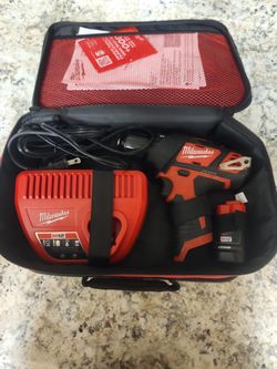 Milwaukee M12 Cordless Tool Kit with Case