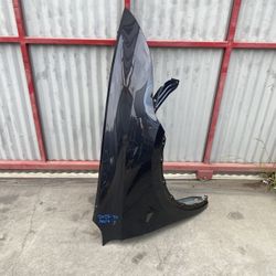 2025-2026 Tesla Model Y Right Fender 