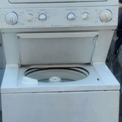 KITCHENAID ELECTRIC DRYER AND WASHER WORKING PERFECT 