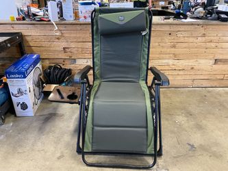 TIMBER RIDGE Green Zero Gravity Lounging Recliner
