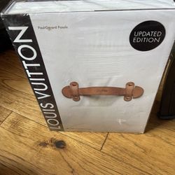 Louis Vuitton: The Birth of Modern Luxury Updated Edition