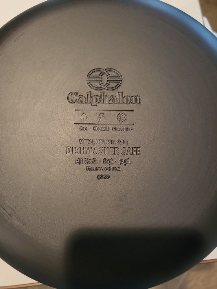 Calphalon 8 Qt Pot