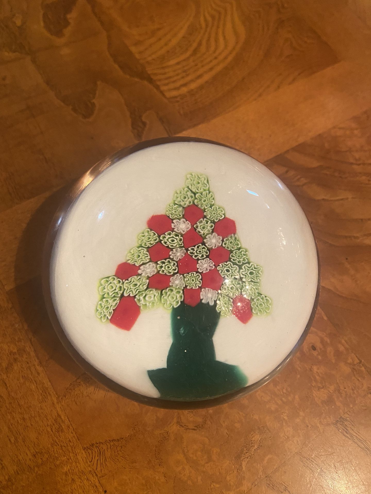 Murano Christmas Tree Paperweight