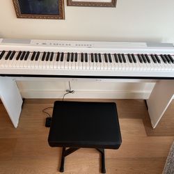 Digital Piano - Yamaha - Excellent Condition 