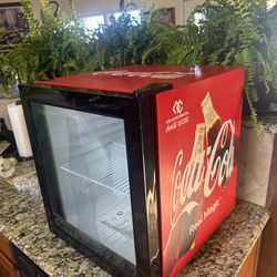 Coca Cola Mini Fridge