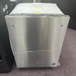 Dishwasher, 24’ Brand New Whirlpool 1 Year Warranty, Installation Service 