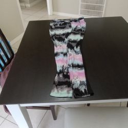 Size Lage 11/13 Women Leggings
