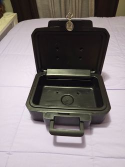 Sentry Safe portable