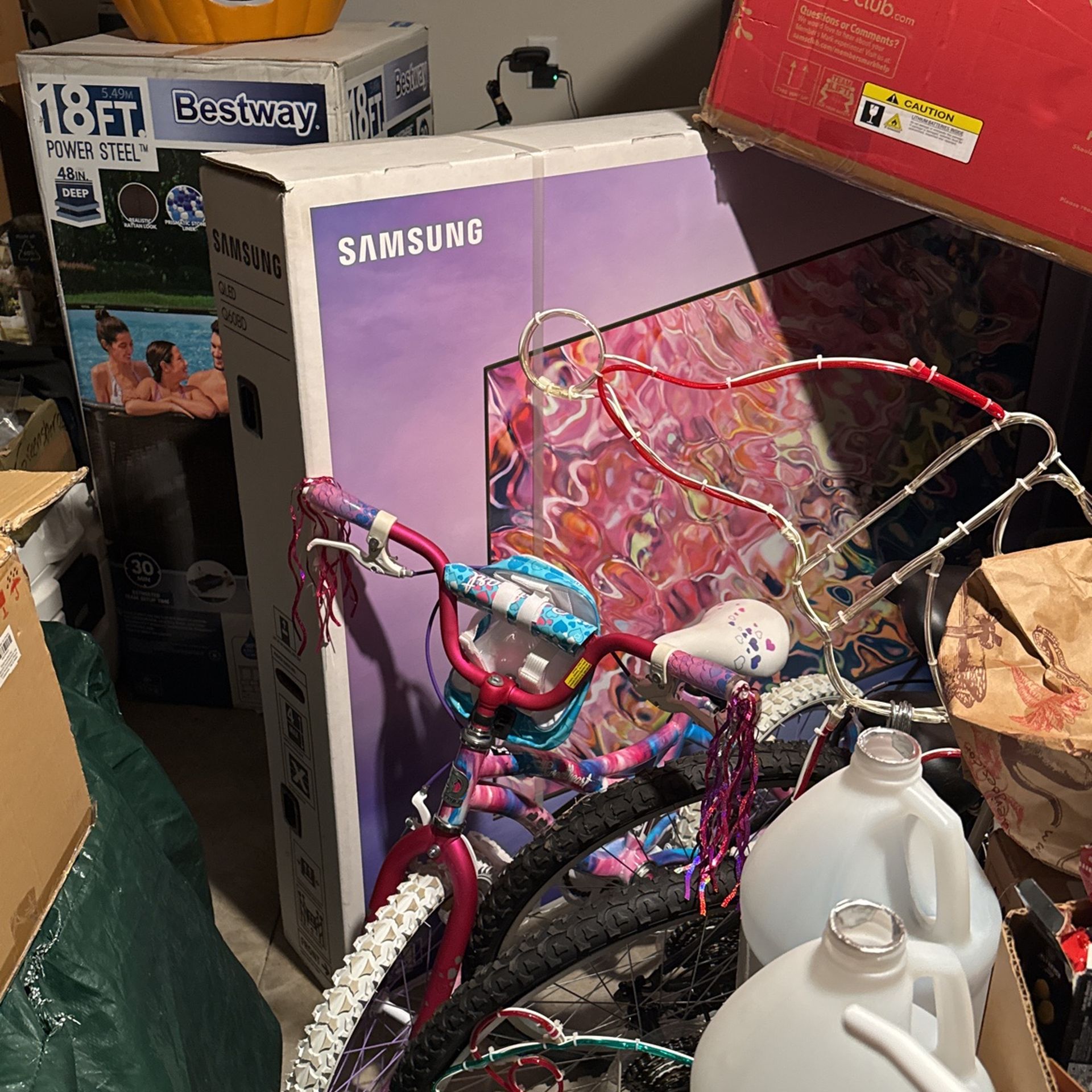 SAMSUNG 85” Class Q60D Series QLED 4K Smart TV