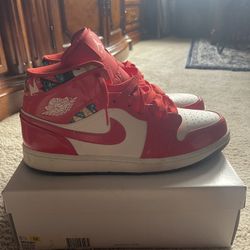 Jordan 1 Patent Mids (12)