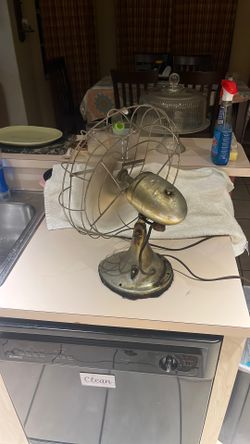 Vintage Hunter Century Table fan