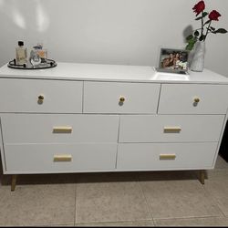 White 7-Drawer Dresser Gold Handles