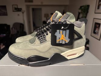 Air Jordan 4 Retro Undefeated Sz. 9 DS