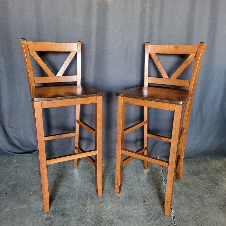 Wooden Bar Stool V-Back Set of 2