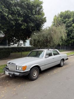 1979 Mercedes-Benz 300