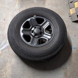 Jeep Wrangler Wheels w Tires 