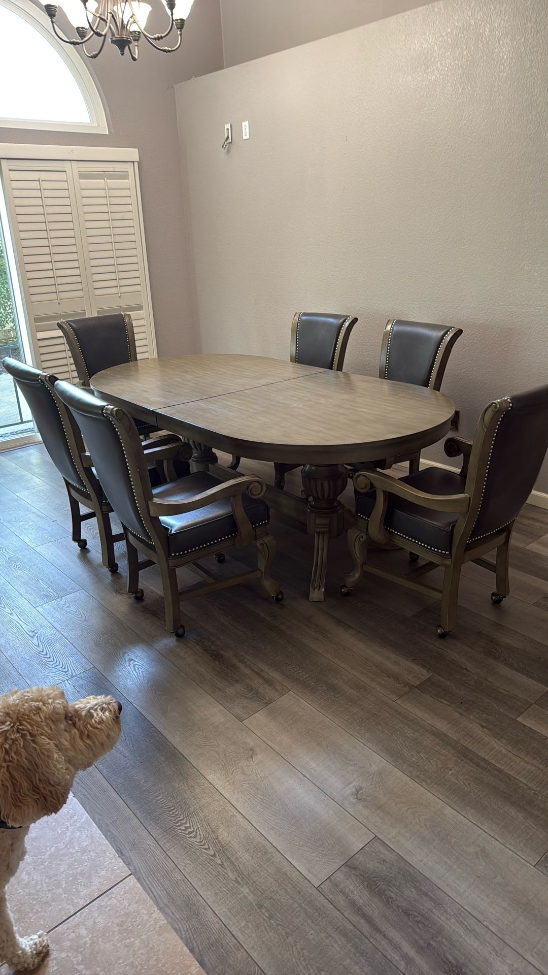 Dinning Table/Poker table 