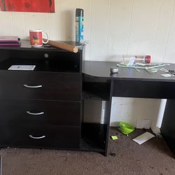 2-in-1 Desk & Dresser