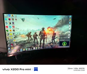 Monitor gamer MSI curvo 32" 165hz