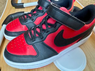 Boys Nikes