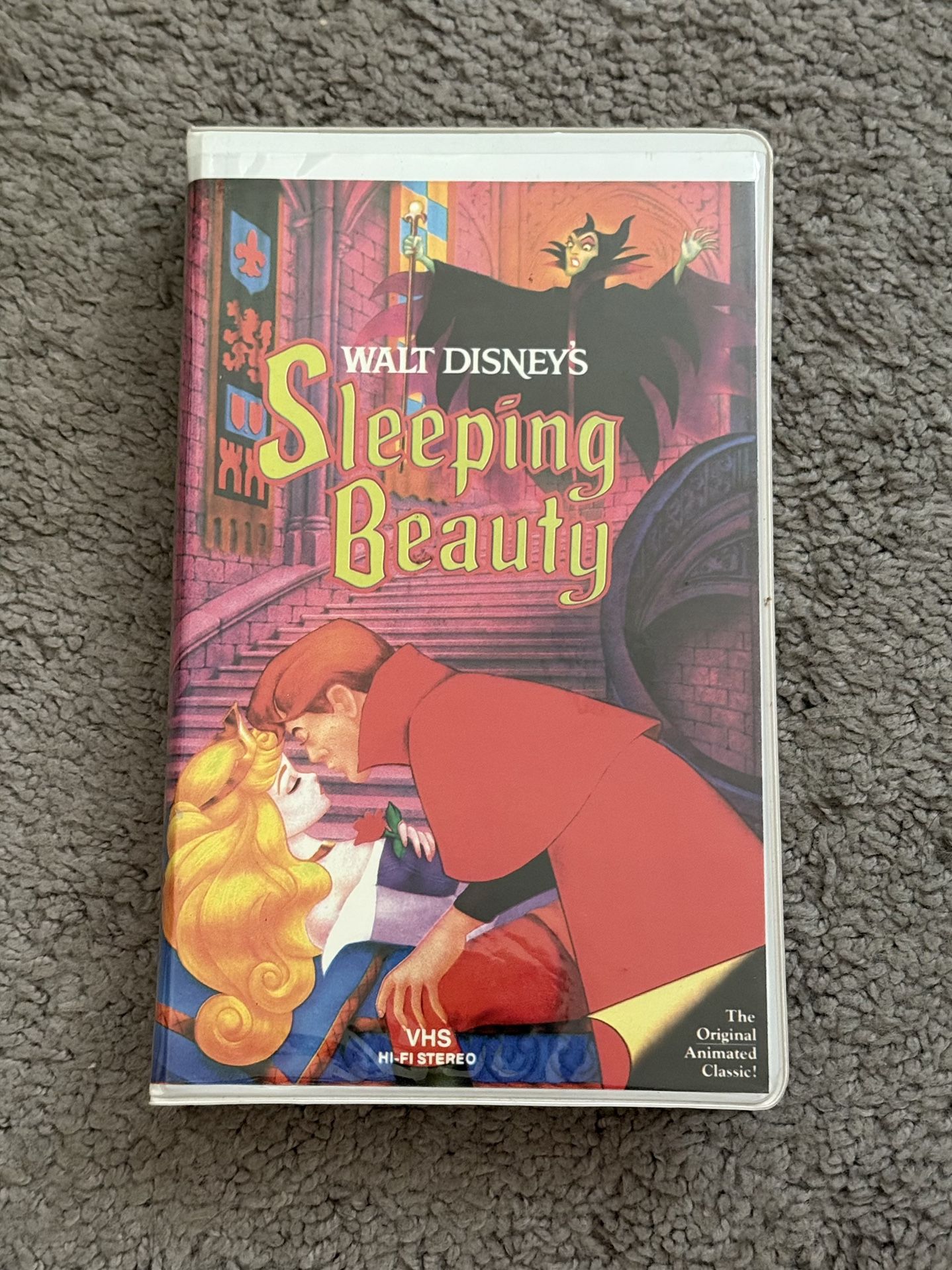 SLEEPING BEAUTY Disney VHS Clam Shell Case Black Diamond