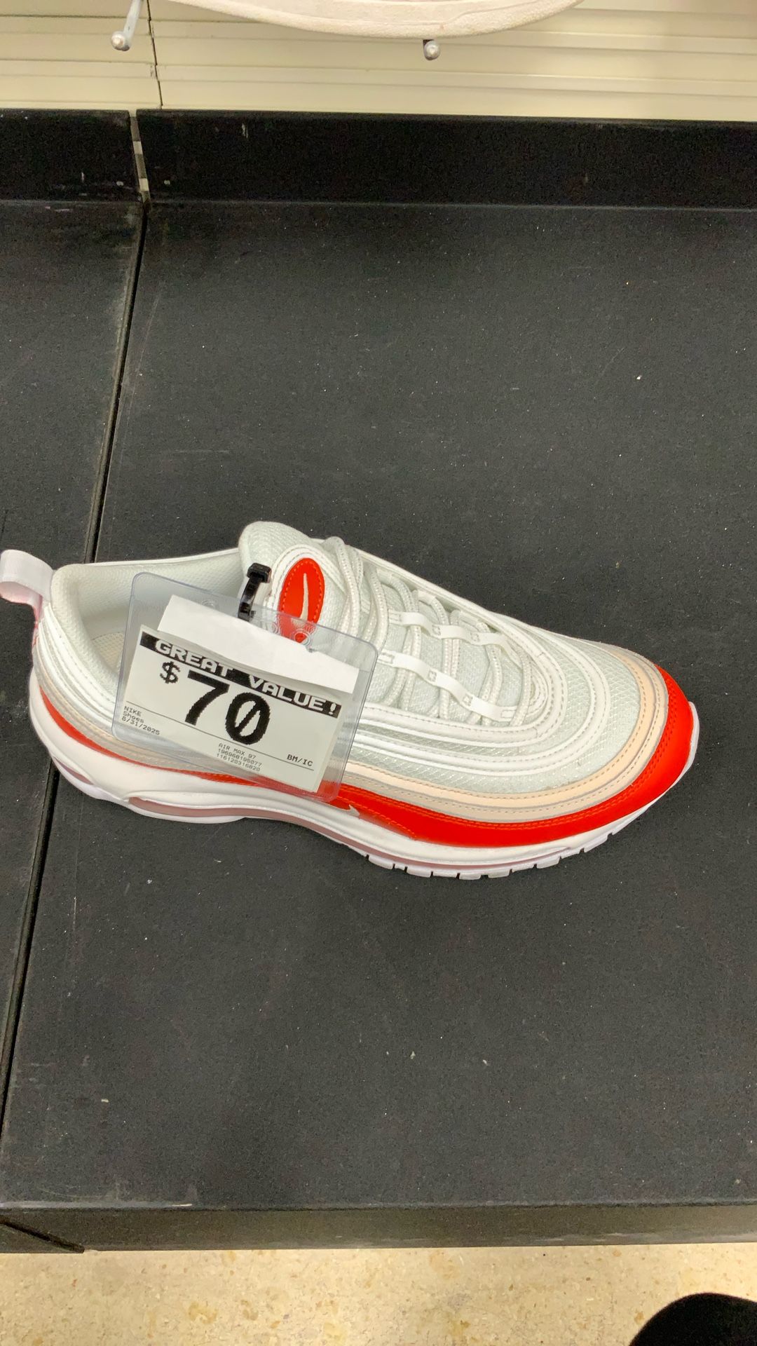 NIKE SHOES