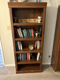 Matching Book Shelves