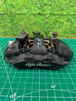 17-22 ALFA ROMEO STELVIO AWD RIGHT PASSENGER FRONT BRAKE CALIPER OEM