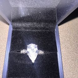 Pear Shape Engagement Ring 