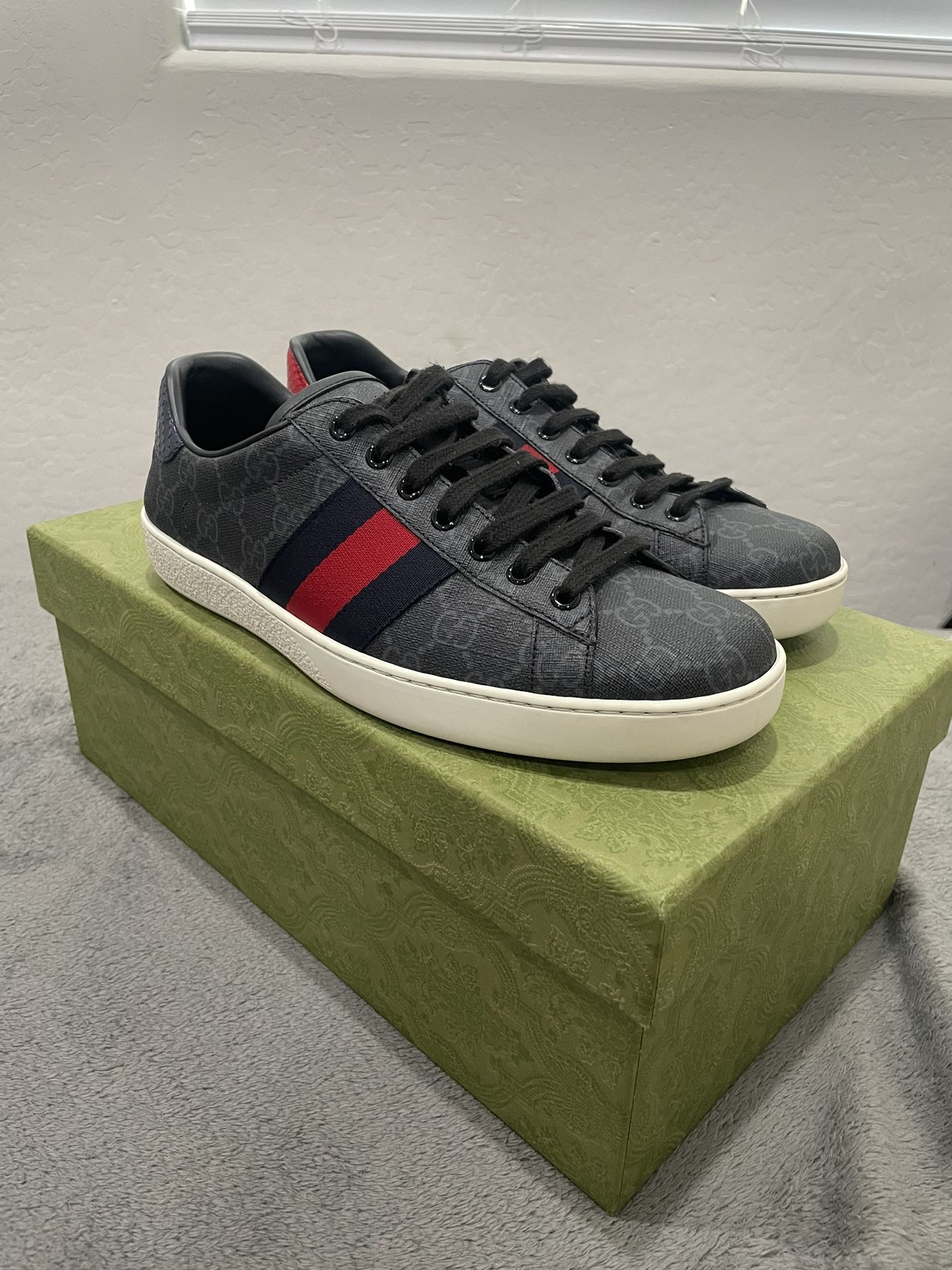 Gucci Ace GG Supreme “black & Gray”