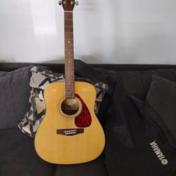 Yamaha Guitar